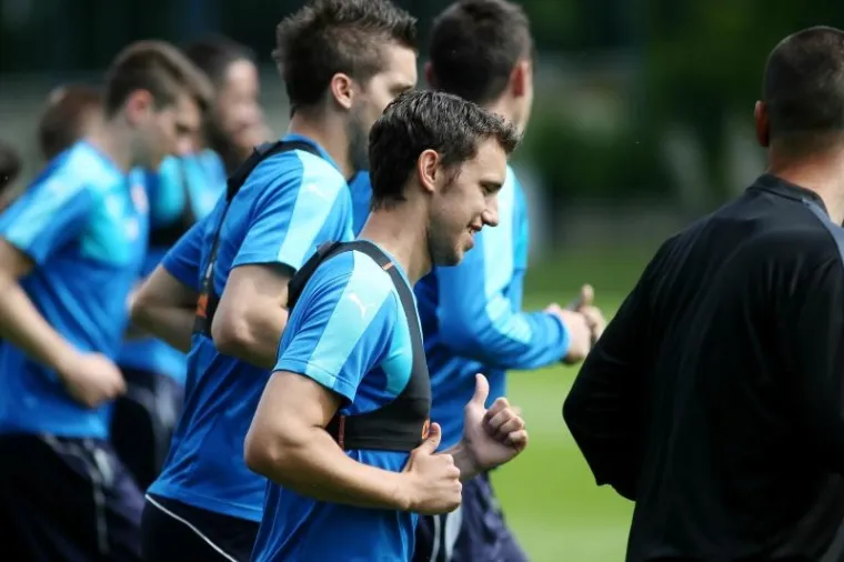 Prvoj prozivci se odazvalo 18 igrača.