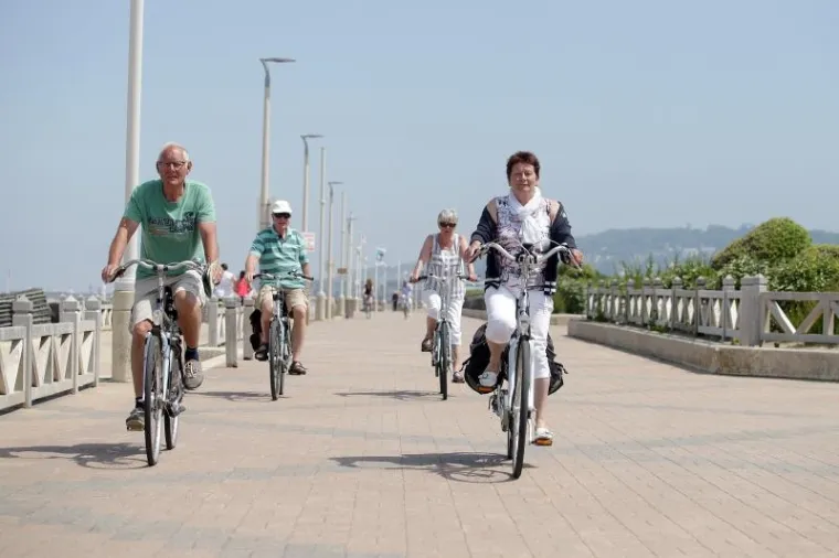 IDILA NA SJEVERU FRANCUSKE: Upoznajte biser Normandije, gradić koji je ovih dana živi uz Hrvatsku