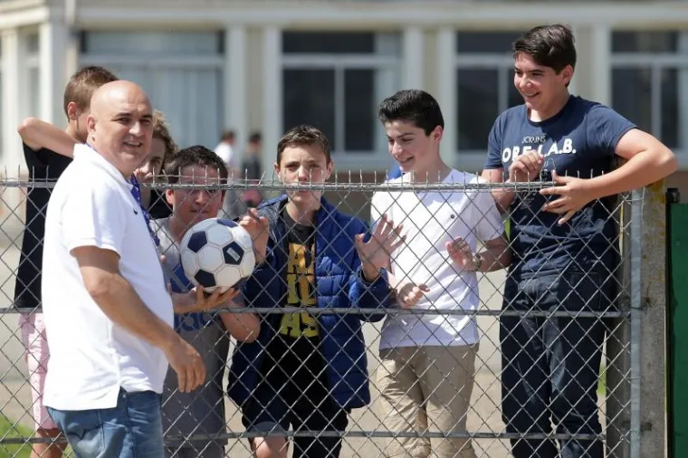 IDILA NA SJEVERU FRANCUSKE: Upoznajte biser Normandije, gradić koji je ovih dana živi uz Hrvatsku