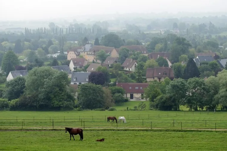 IDILA NA SJEVERU FRANCUSKE: Upoznajte biser Normandije, gradić koji je ovih dana živi uz Hrvatsku