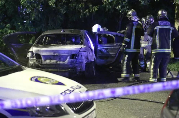 POŽAR U ZAGREBU: Pod okriljem mraka na Jarunu izgorio BMW