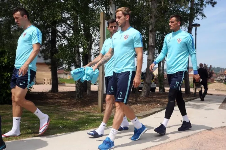 HRVATSKA U ČETVRTAK ODRADILA SAMO JEDAN TRENING: Vatreni odigrali trening utakmicu između sebe