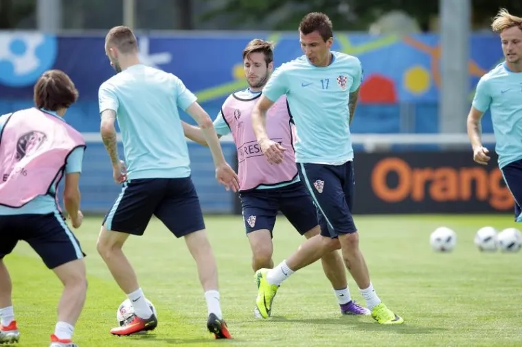 HRVATSKA U ČETVRTAK ODRADILA SAMO JEDAN TRENING: Vatreni odigrali trening utakmicu između sebe