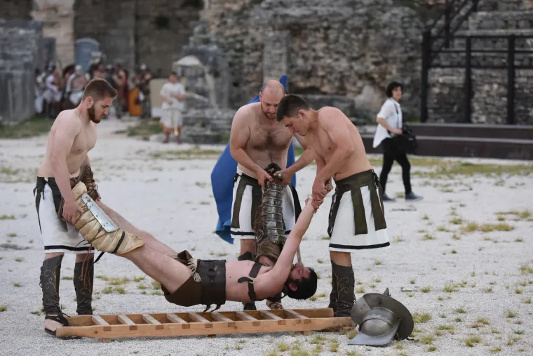 Borbe gladijatora u pulskoj Areni