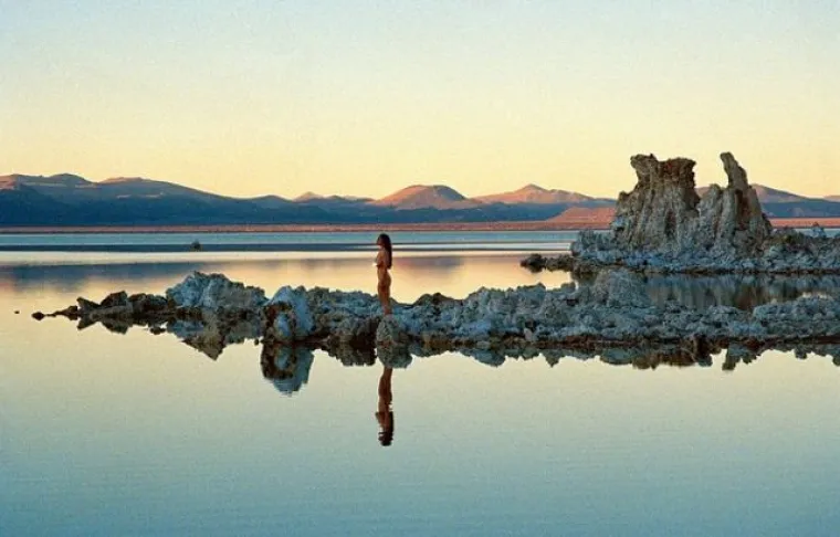 Fotografkinja putovala po svijetu tri godine i fotografirala gole žene