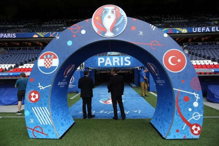 POSLJEDNJI TRENING PRIJE TURSKE: Vatreni u sjajnom raspoloženju dočekuju prvu utakmicu