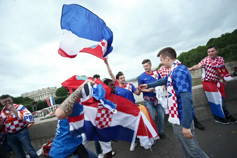 Hrvatski navijači napravili fenomenalnu atmosferu uoči utakmice s Turskom