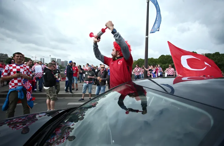 Hrvatski navijači napravili fenomenalnu atmosferu uoči utakmice s Turskom