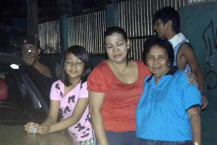 Filipinski političar slikao je svoju obitelj i nije niti slutio da je uslikao svojeg ubojicu.