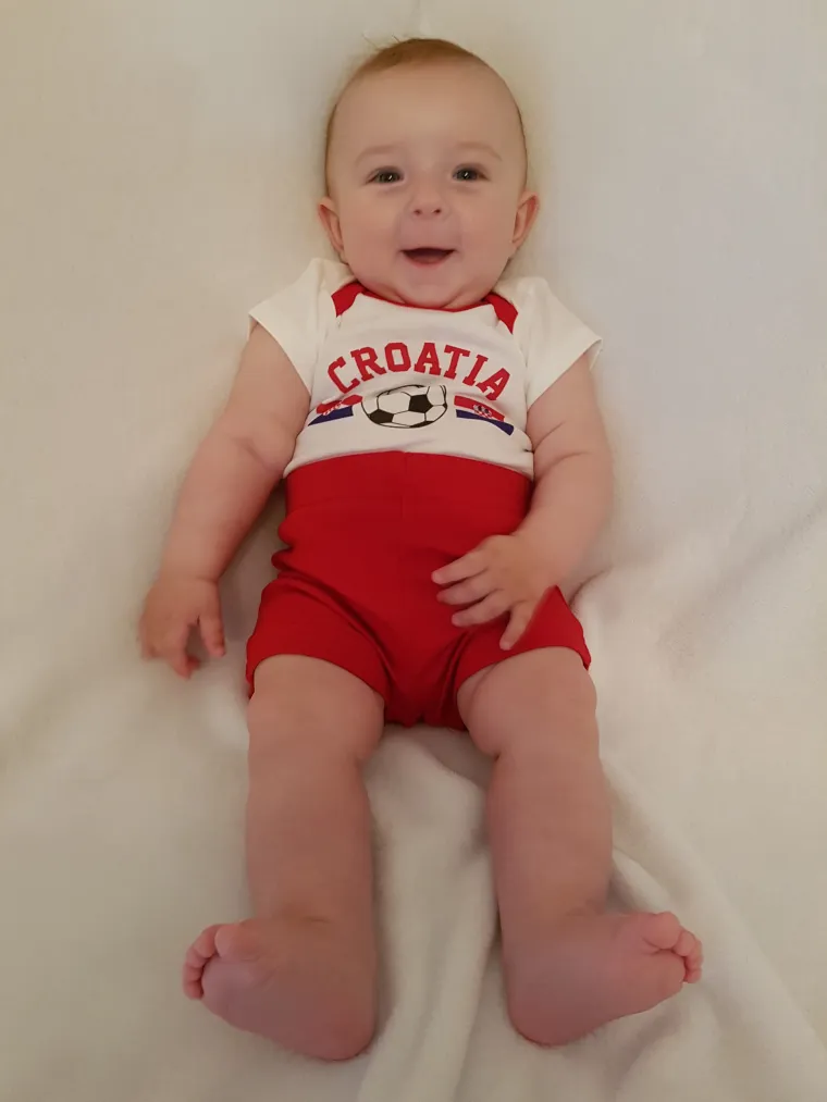 NACIJA JE NA NOGAMA: Hrvatsku zahvatilo nogometno ludilo, svi su uz Vatrene