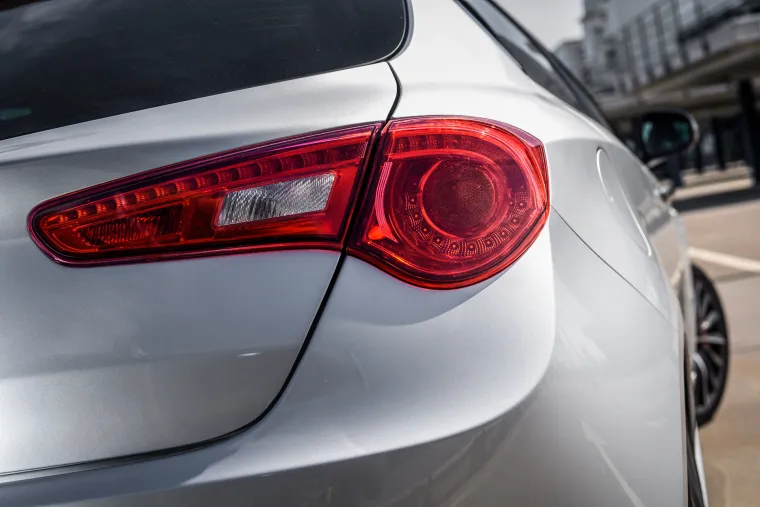 ZAVIRITE U NJU: Alfa Romeo Giulietta i dalje plijeni poglede prolaznika