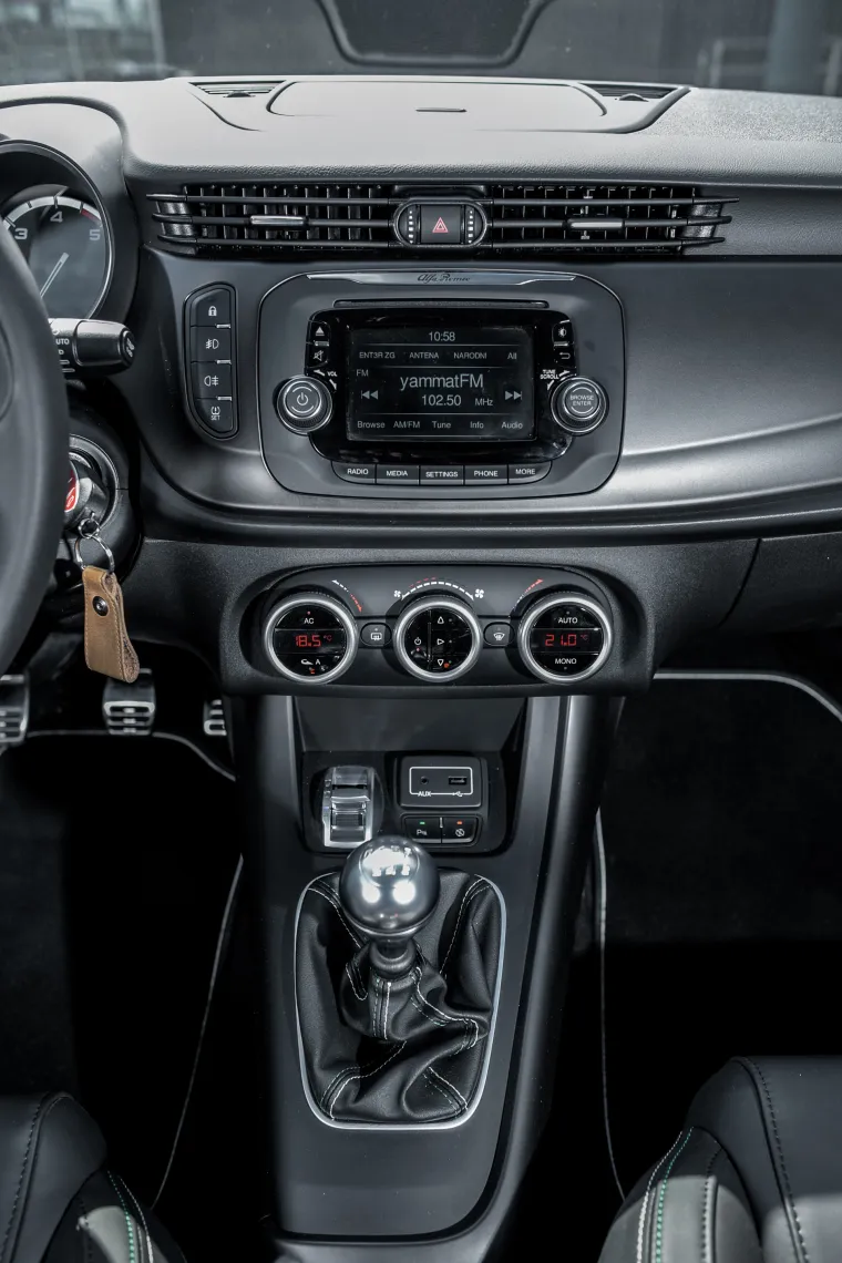 ZAVIRITE U NJU: Alfa Romeo Giulietta i dalje plijeni poglede prolaznika