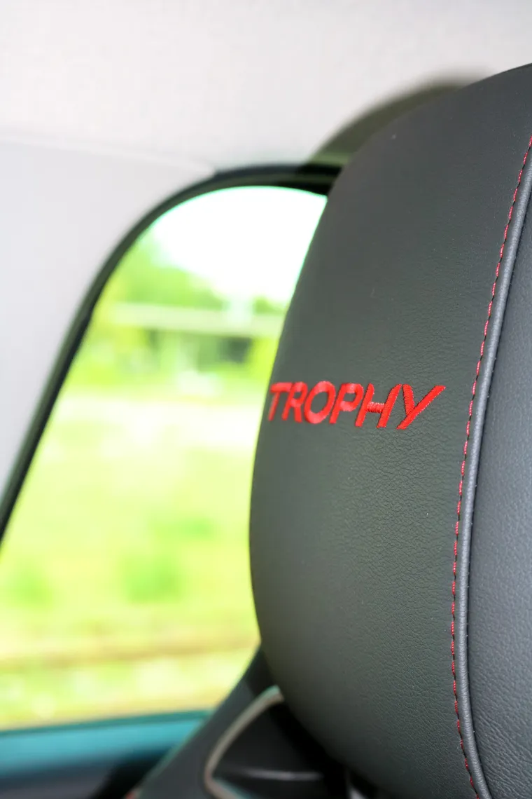 ŽUTA ZVIJER: Renault Clio RS Trophy već na prvi pogled otkriva da je najjači od svoje braće