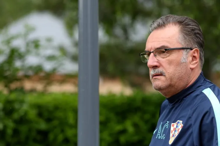 NI KI&Scaron;A IH NIJE ZAUSTAVILA: Vatreni odradili pretposljednji trening prije puta u St. Etienne