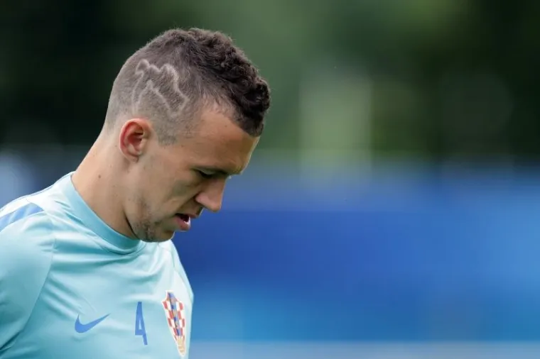 NI KI&Scaron;A IH NIJE ZAUSTAVILA: Vatreni odradili pretposljednji trening prije puta u St. Etienne