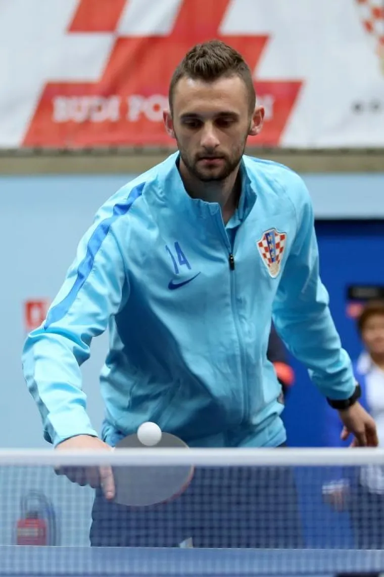 U DOBROM RASPOLOŽENJU: Marcelo Brozović dominira protiv konkurencije u stolnom tenisu
