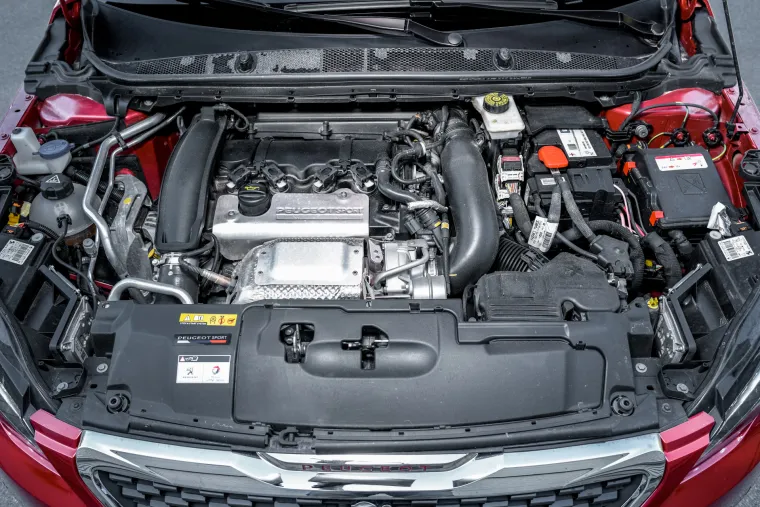 DVOBOJNI SPORTA&Scaron;: Peugeot 308 GTi je automobil u kojem ćete uživati u ba&scaron; svakoj sekundi