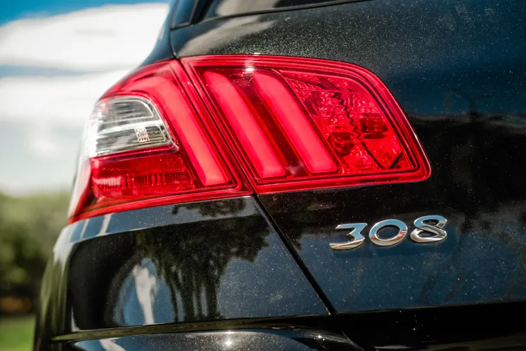 DVOBOJNI SPORTA&Scaron;: Peugeot 308 GTi je automobil u kojem ćete uživati u ba&scaron; svakoj sekundi