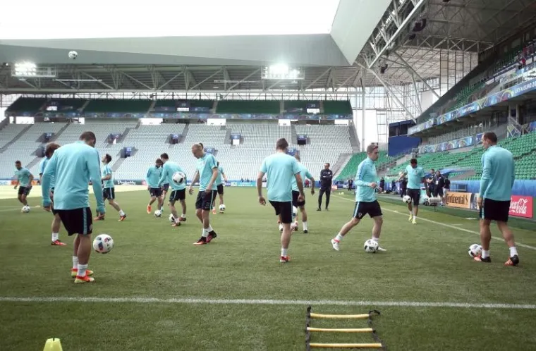 DARIO SRNA PREDVODIO VATRENE: Kapetan je jako motiviran za Če&scaron;ku