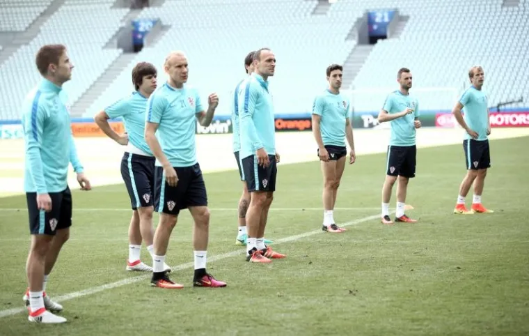 DARIO SRNA PREDVODIO VATRENE: Kapetan je jako motiviran za Če&scaron;ku