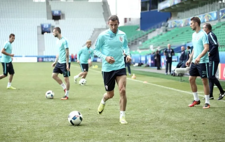 DARIO SRNA PREDVODIO VATRENE: Kapetan je jako motiviran za Če&scaron;ku