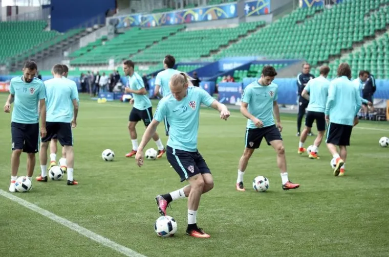 DARIO SRNA PREDVODIO VATRENE: Kapetan je jako motiviran za Če&scaron;ku