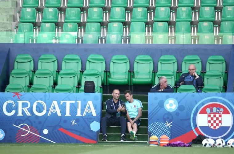 DARIO SRNA PREDVODIO VATRENE: Kapetan je jako motiviran za Če&scaron;ku