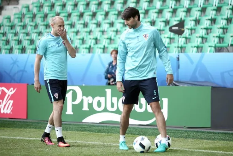 DARIO SRNA PREDVODIO VATRENE: Kapetan je jako motiviran za Če&scaron;ku