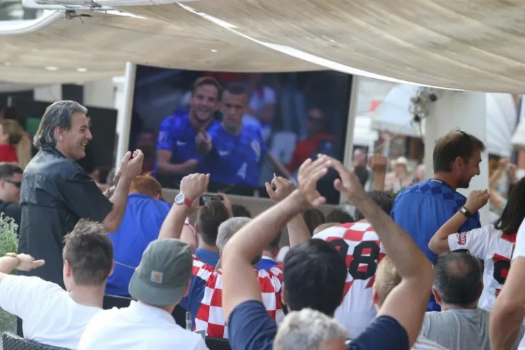 TRG JE PODIVLJAO: Peri&scaron;ićev gol izazvao euforiju među navijačima