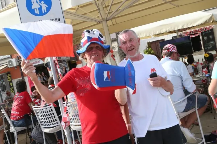 TRG JE PODIVLJAO: Peri&scaron;ićev gol izazvao euforiju među navijačima