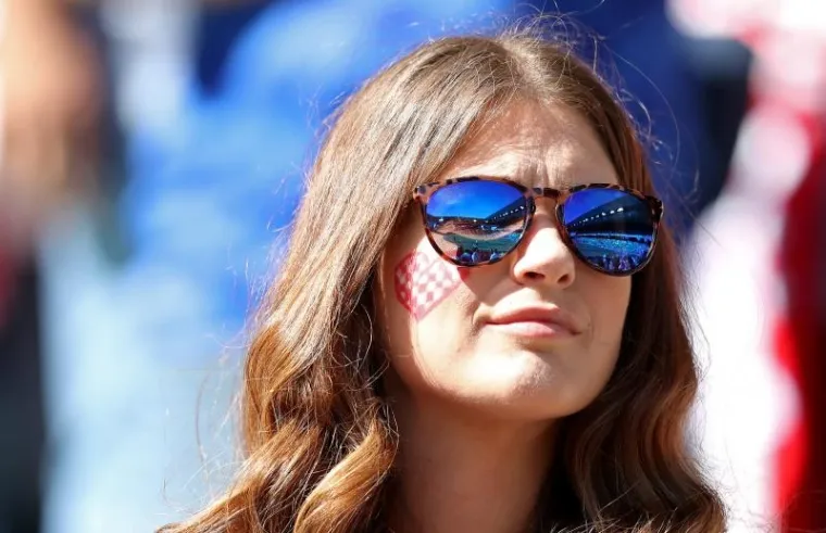 LUDILO NA TRIBINAMA: Pogledajte atmosferu koju su stvorili hrvatski navijači