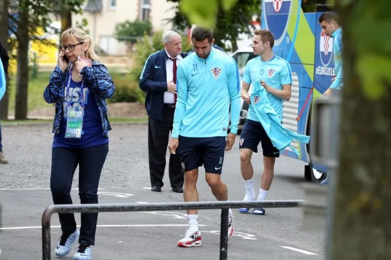 Deauville, Francuska - Hrvatska nogometna reprezentacija odradila je trening na trening igralištu Parc de Loisirs