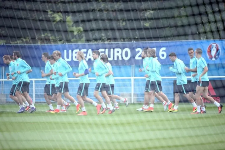 UIGRALI SE: Pogledajte detalje s treninga na stadionu Parc de Loisirs