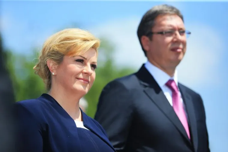 POVIJESNI SUSRET: Kolinda Grabar-Kitarović i Aleksandar Vučić u Dalju