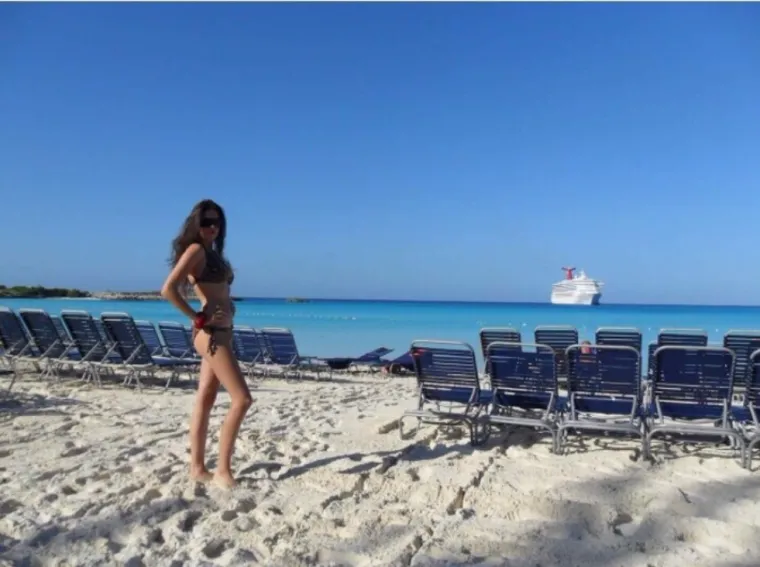 Biljana Mančić Pavković (MUH 2006.) je također zaposlena.  "Ovo ljeto ću provesti radno. Imam tri firme, sezona je počela i radi se cijeli dan'', kaže Biljana.