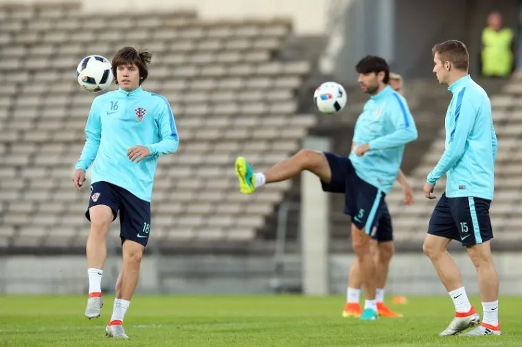 LO&Scaron;A VIJEST S POSLJEDNJEG TRENINGA: Bez Mandžukića na &Scaron;panjolce, Modrić promatrao suigrače sa strane