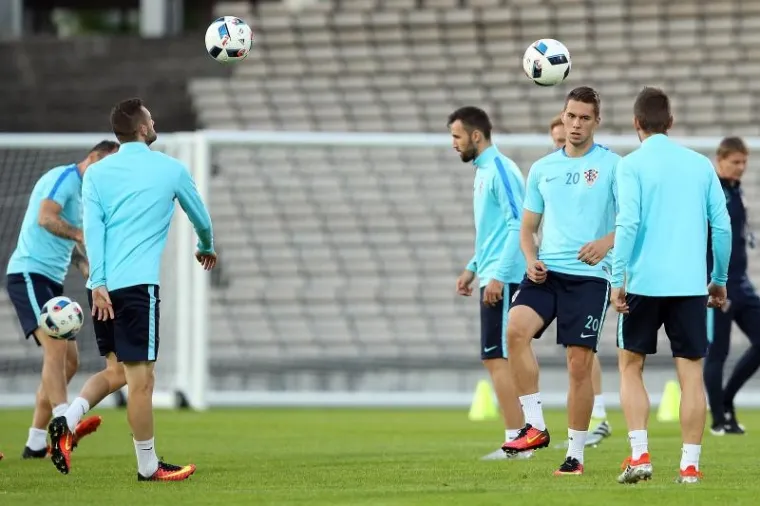 LO&Scaron;A VIJEST S POSLJEDNJEG TRENINGA: Bez Mandžukića na &Scaron;panjolce, Modrić promatrao suigrače sa strane