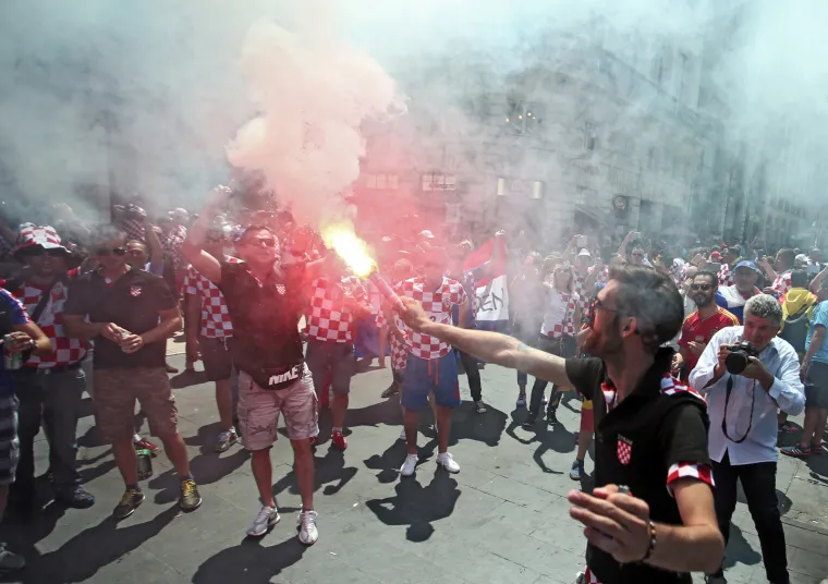 Hrvatski navijači u Bordeauxu