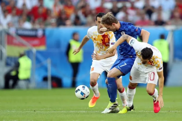 VELIKA BITKA U BORDEAUXU: Ovako je izgledao okr&scaron;aj Vatrenih protiv branitelja naslova