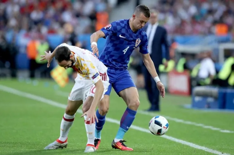 Hrvatski i &scaron;panjolski nogometa&scaron;i sudarili su se u Bordeauxu u borbi za prvo mjesto u skupini D na Europskom prvenstvu u Francuskoj.