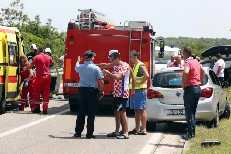 STRAVIČNA NESREĆA: Nastradala cijela obitelj iz Poljske i dvoje &Scaron;ibenčana