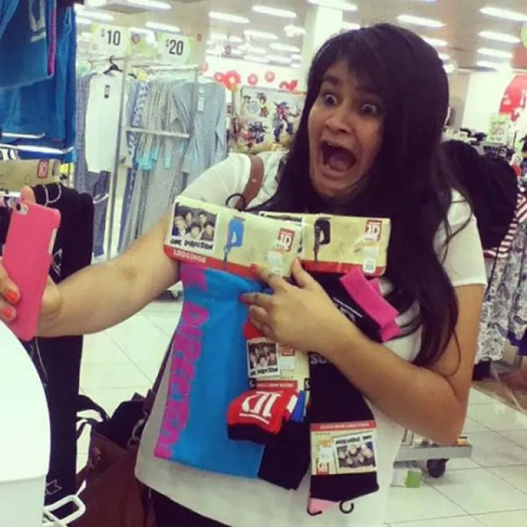 OD ABORTUSA DO SPROVODA: Ovo su najmorbidniji trenuci u kojima se ljudi slikali selfie