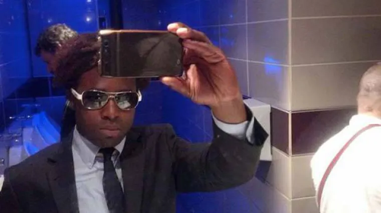 OD ABORTUSA DO SPROVODA: Ovo su najmorbidniji trenuci u kojima se ljudi slikali selfie