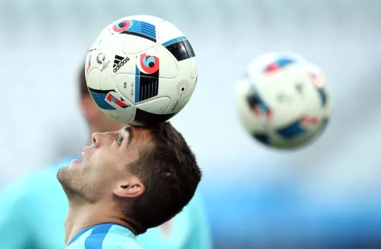 DAN UOČI ODLUČUJUĆE BITKE: Vatreni odradili posljednji trening na stadionu u Lensu