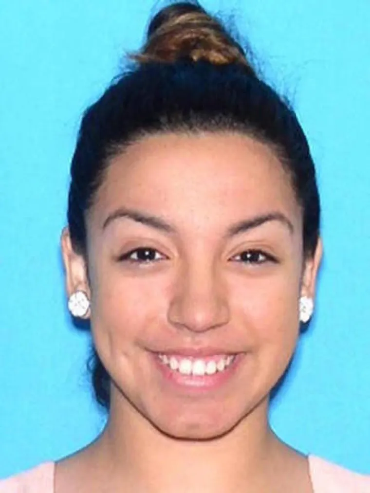 Stephanie Figueroa je 21-godi&scaron;nja učiteljica karatea iz Floride koja je optužena za seksualno zlostavljanje jer je svojem 11-godi&scaron;njem učeniku slala svoje gole fotografije i pozivala ga na seks. Policija sumnja da joj on nije prva žrtva.