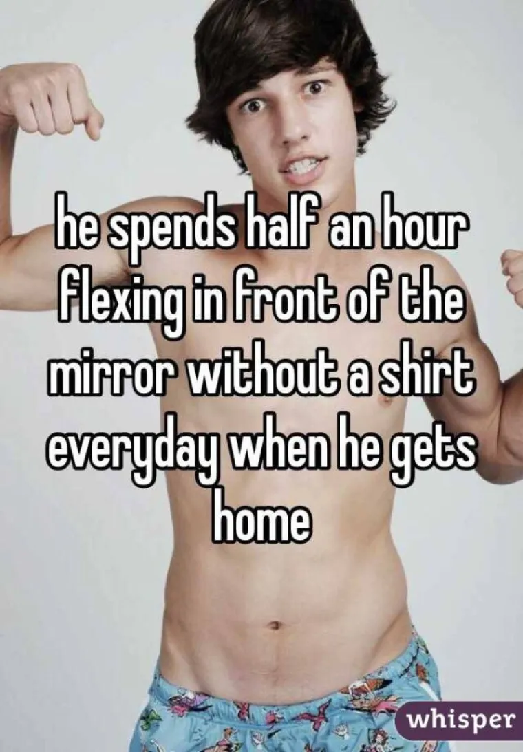 Svaki dan kada se vrati doma, pola sata stoji pred ogledalom i gleda si mi&scaron;iće.