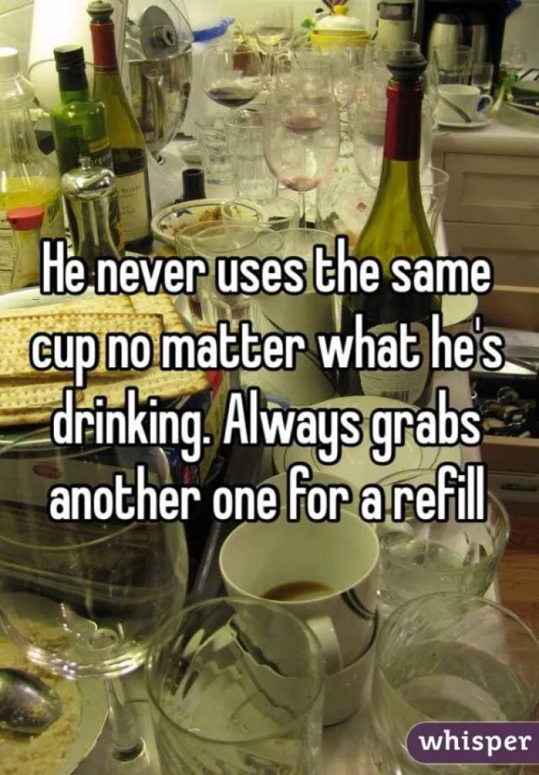 Nikada ne koristi istu ča&scaron;u za piće. Kada isprazni jednu, napuni si drugu.