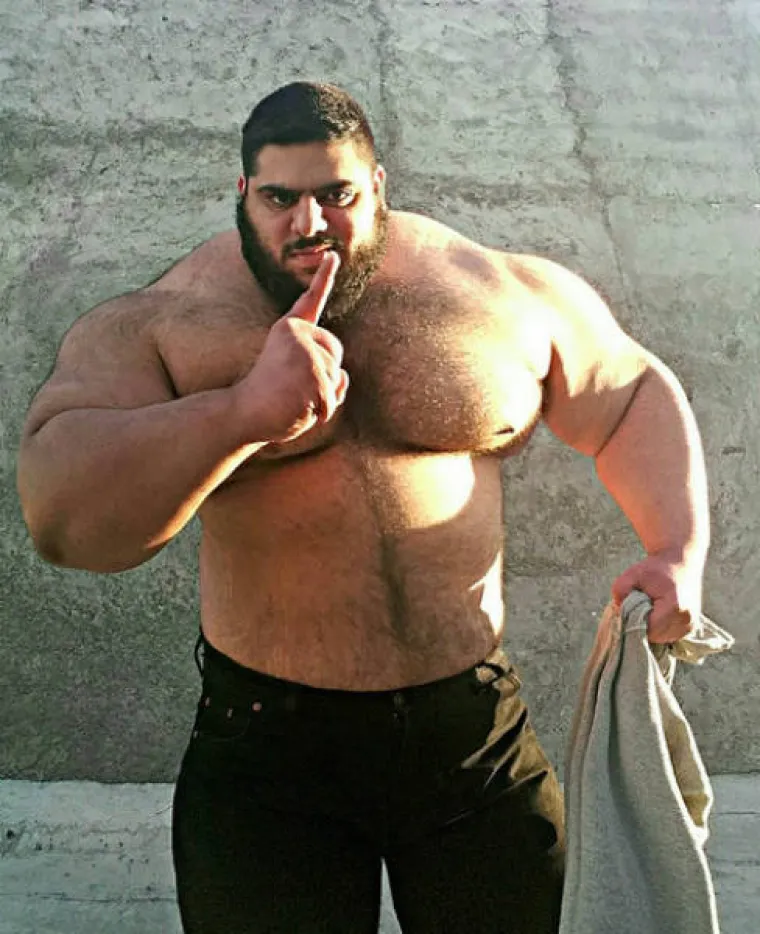IRANSKI HULK IMA 155 KG! Izgleda poput superjunaka, nije nit' čudo da je postao hit