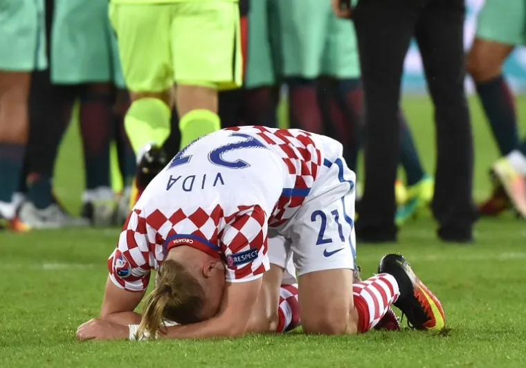 OČAJ NA LICIMA JUNAKA: Vatreni su bili neutje&scaron;ni poslije nesretnog poraza