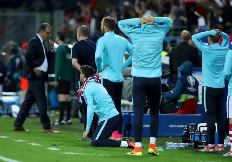 OČAJ NA LICIMA JUNAKA: Vatreni su bili neutje&scaron;ni poslije nesretnog poraza